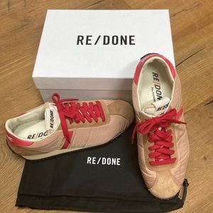 RE/DONE SHOES 70s RUNNER SNEAKERS
LIKE NEW IN BOX WITH DUST BAG MADE IN ITALY